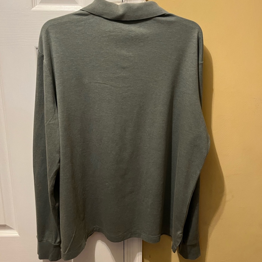 Polo Ralph Lauren long Sleeve polo in a men’s large. Color – olive